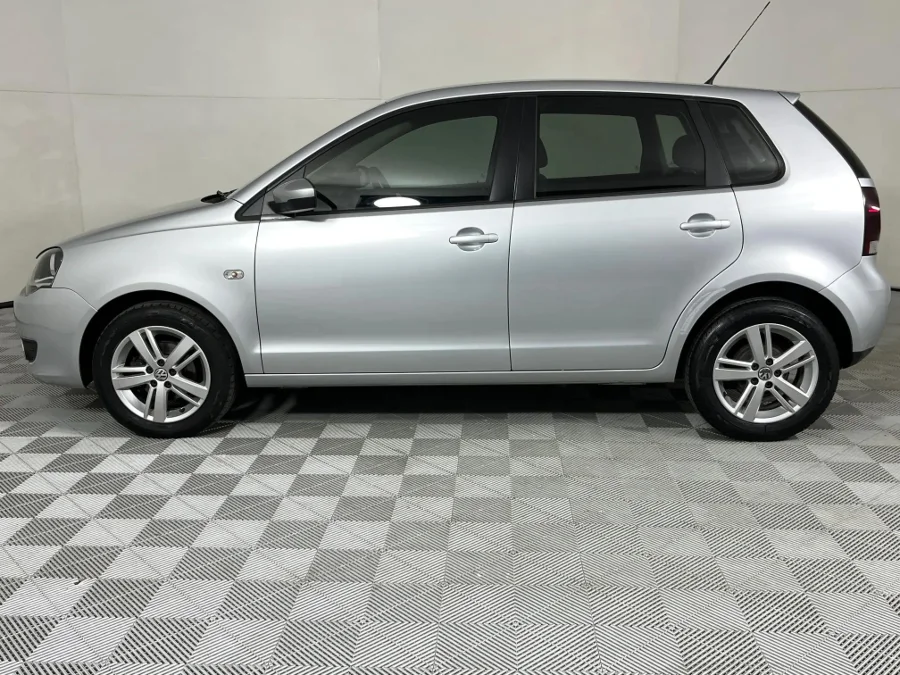 Used 2016 Volkswagen Polo Vivo hatch 1.6 Comfortline - WeBuyCars Midstream Used 2016 Volkswagen Polo Vivo hatch 1.6 Comfortline - WeBuyCars Midstream