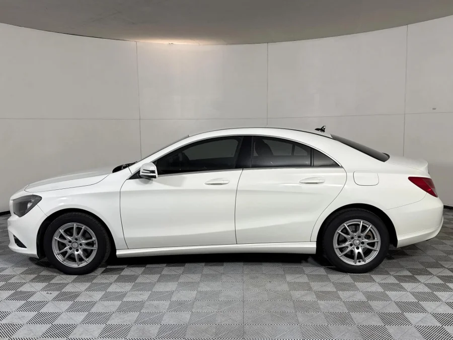 Used 2015 Mercedes-Benz CLA 200 auto - WeBuyCars Midstream