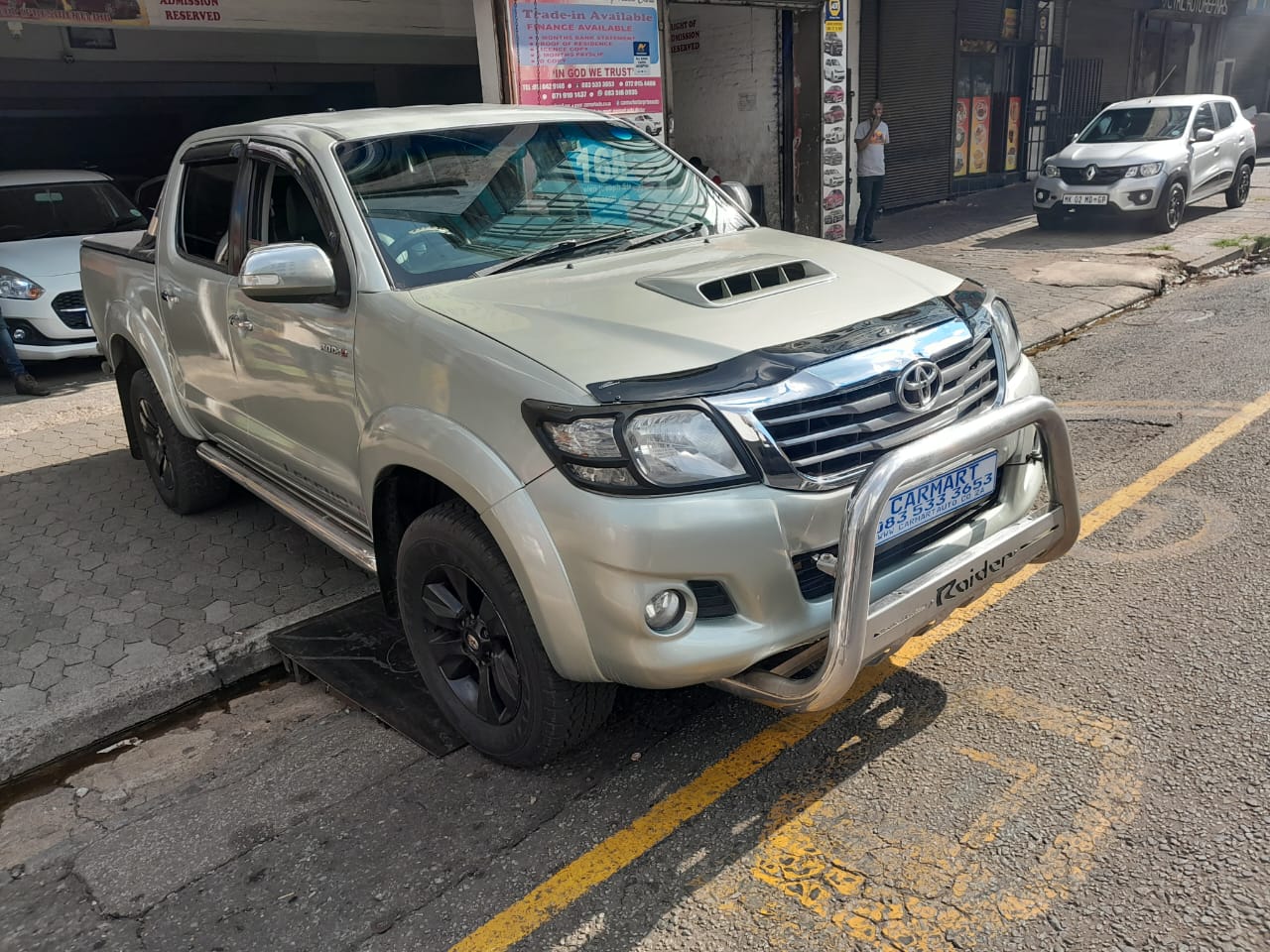 Used 2011 Toyota Hilux 3.0D-4D double cab Raider Heritage Edition auto