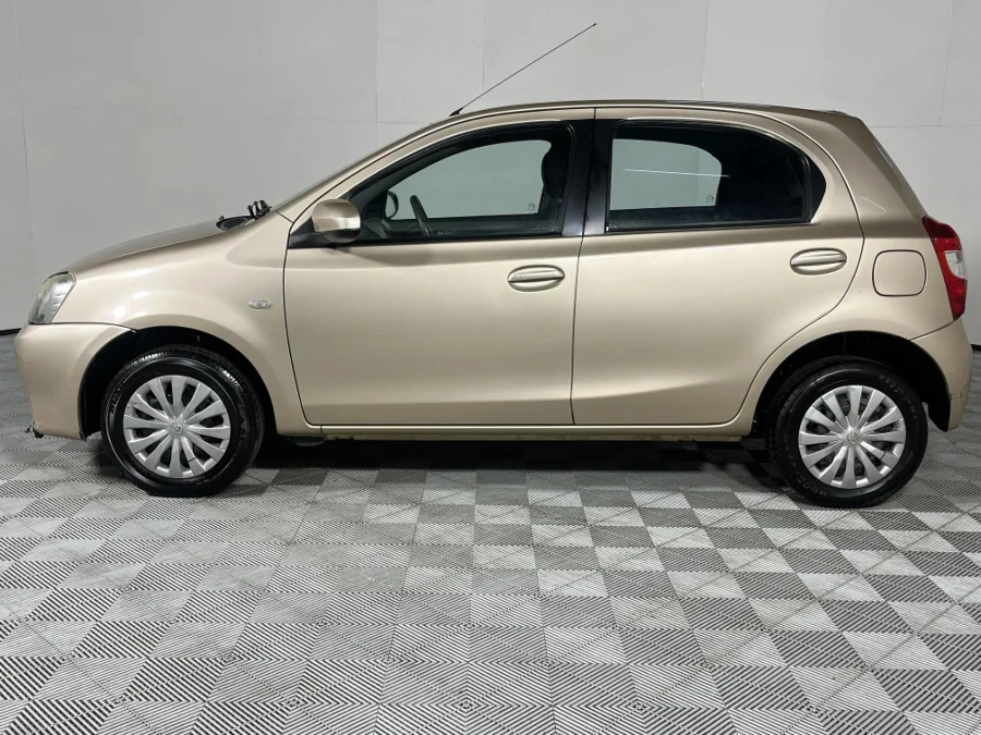 Used 2015 Toyota Etios hatch 1.5 Sprint - WeBuyCars Pietermaritzburg