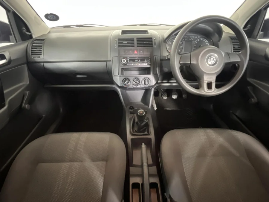 Used 2015 Volkswagen Polo Vivo hatch 1.4 Blueline - WeBuyCars Silverlakes