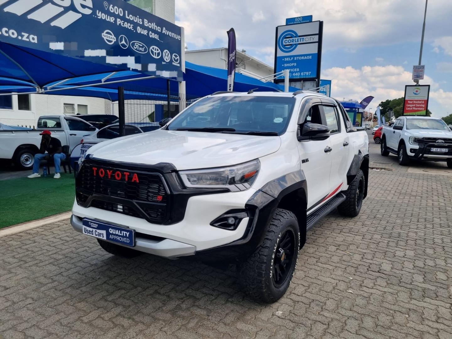 Used 2020 Toyota Hilux 2.4GD-6 double cab 4x4 Raider manual