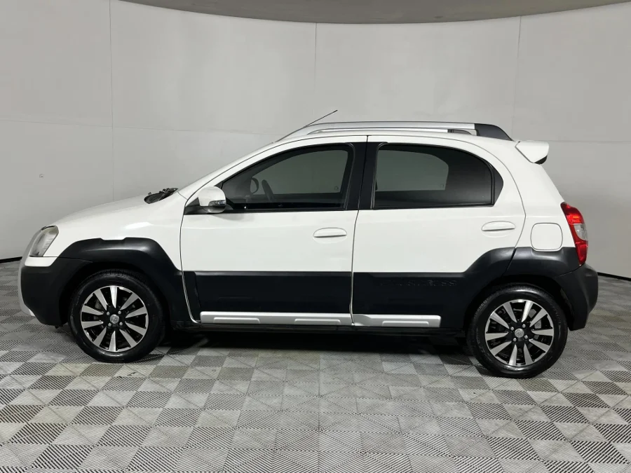 Used 2017 Toyota Etios Cross 1.5 Xs - WeBuyCars Riverhorse