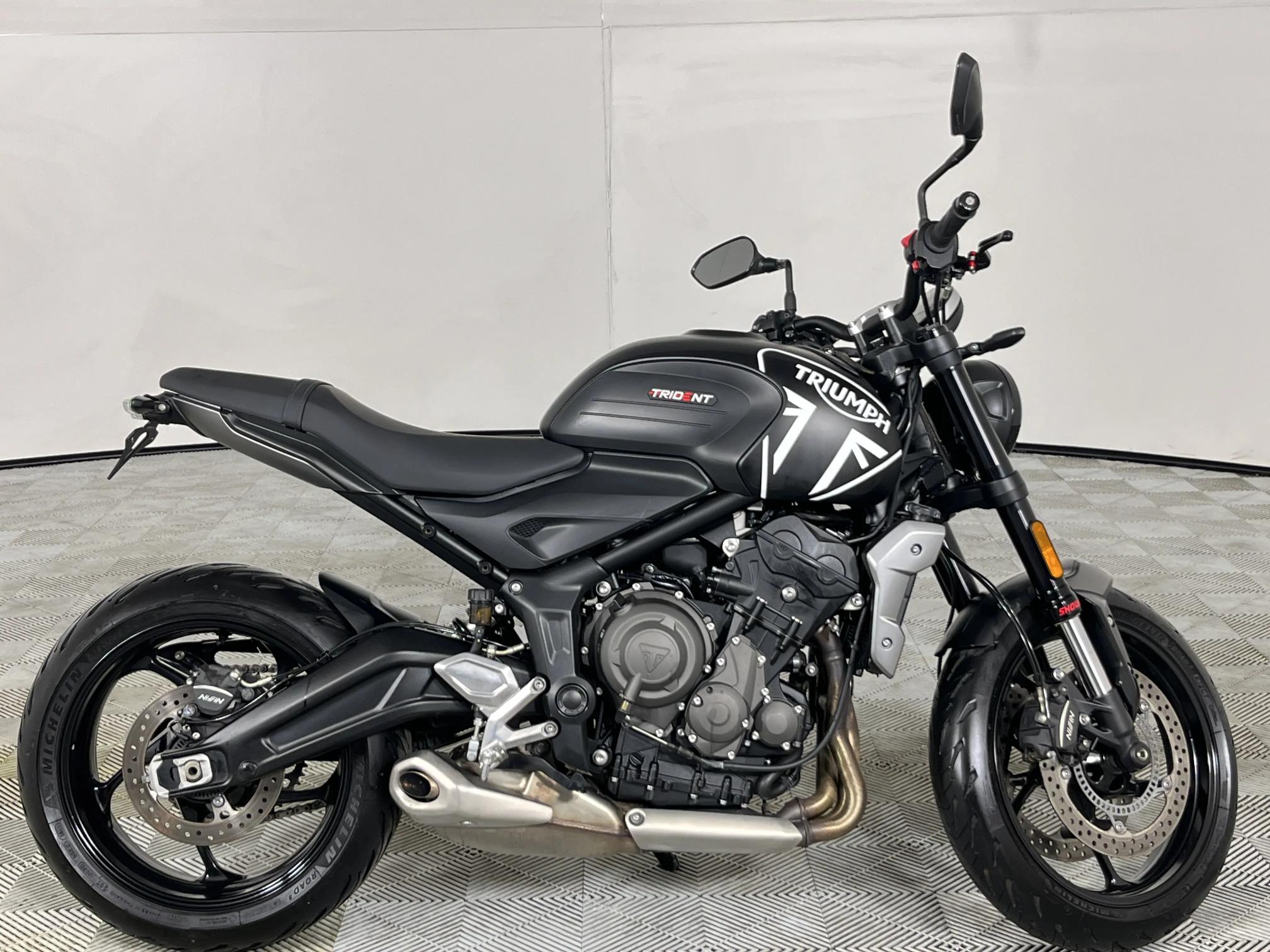 Used 2021 Triumph Sreet Triple Trident 660