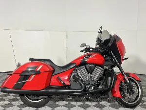 Used 2016 Victory Vision/cross Country Cross Country