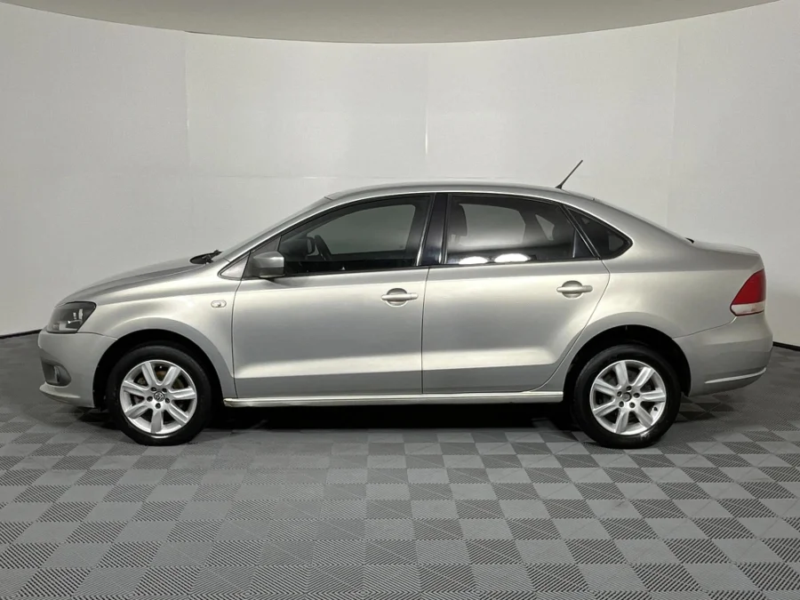 Used 2012 Volkswagen Polo sedan 1.6 Comfortline - WeBuyCars  Witbank