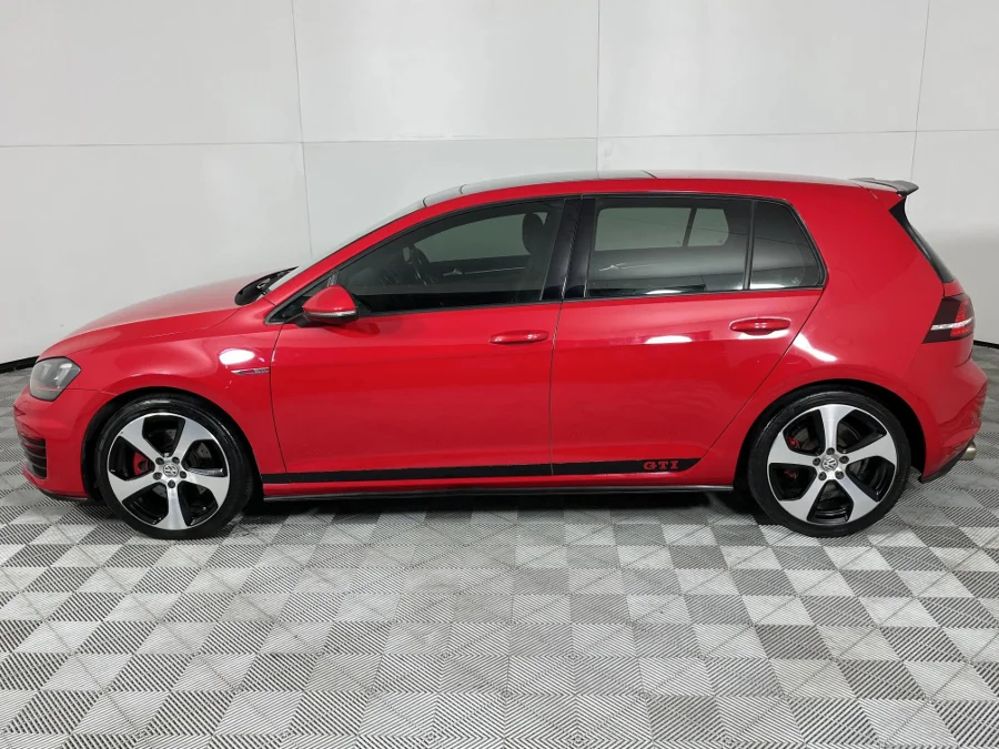 Used 2015 Volkswagen Golf GTI auto - WeBuyCars Gqeberha