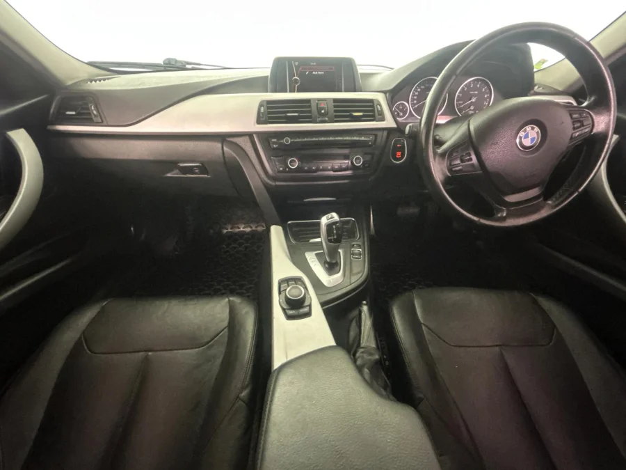 Used 2013 BMW 3 Series 320i sports-auto - WeBuyCars Lansdowne Used 2013 BMW 3 Series 320i sports-auto - WeBuyCars Lansdowne