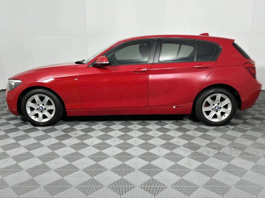 Used 2015 BMW 1 Series 118i 5-door auto - WeBuyCars Lansdowne Used 2015 BMW 1 Series 118i 5-door auto - WeBuyCars Lansdowne