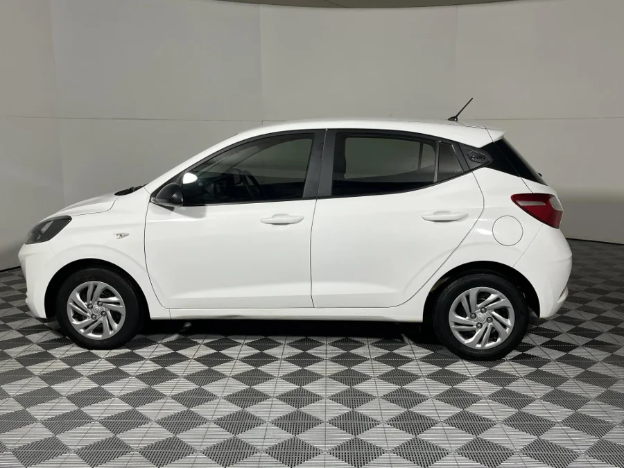 Used 2022 Hyundai Grand i10 1.0 hatch Motion manual - WeBuyCars JHB South