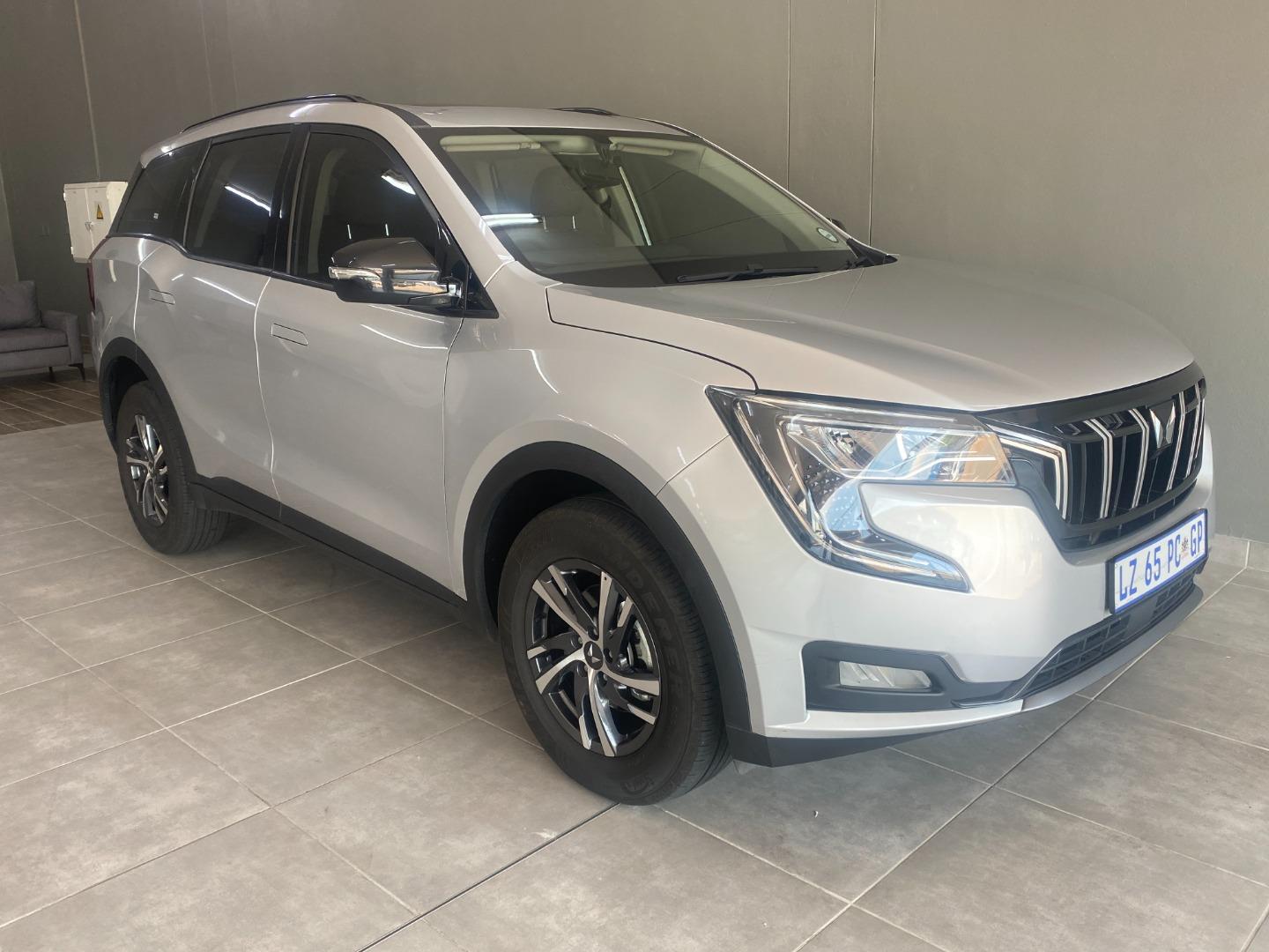 Used 2023 Mahindra XUV700 2.0T AX5