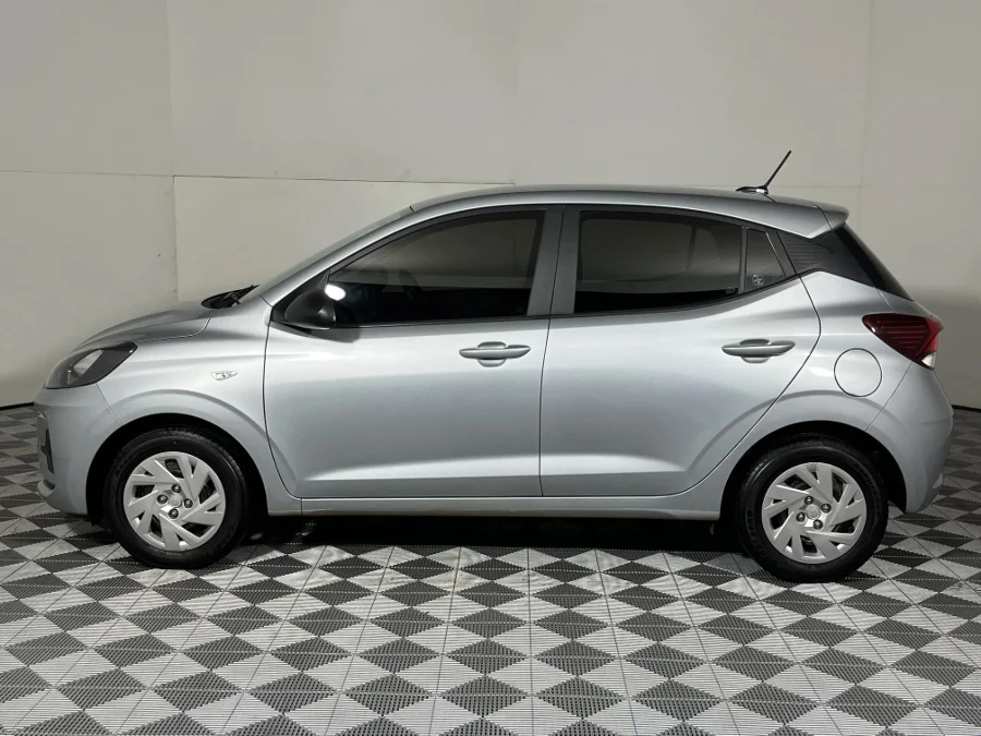 Used 2023 Hyundai Grand i10 1.0 hatch Motion manual - WeBuyCars Vereeniging