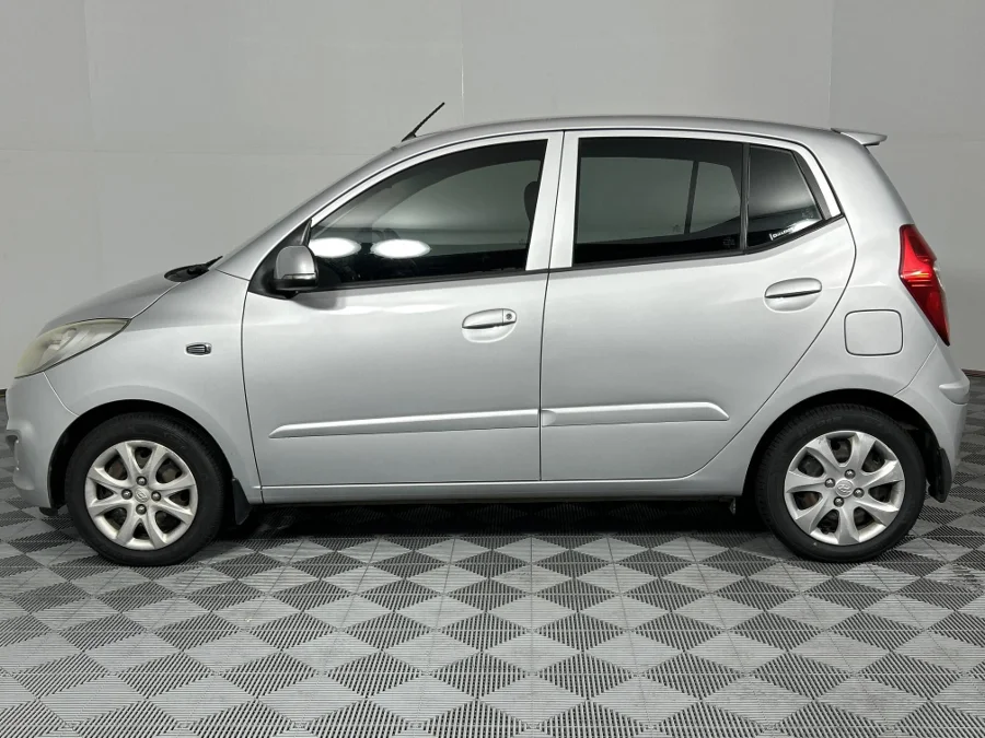 Used 2013 Hyundai i10 1.1 Motion - WeBuyCars Lansdowne