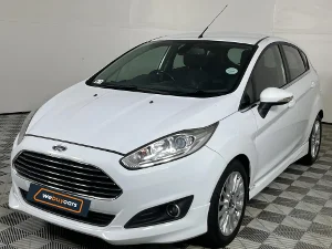Used 2018 Ford Fiesta 5-door 1.0T Titanium