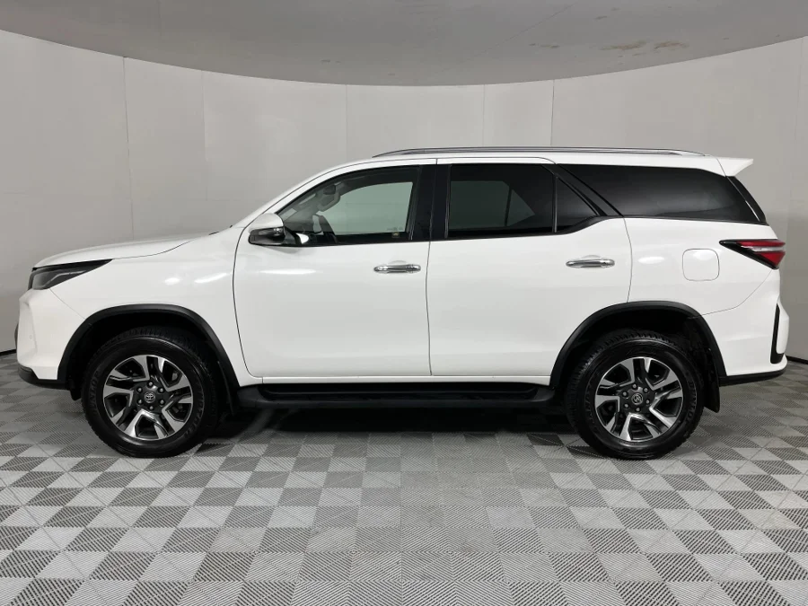 Used 2024 Toyota Fortuner 2.4GD-6 4x4 - WeBuyCars Gqeberha
