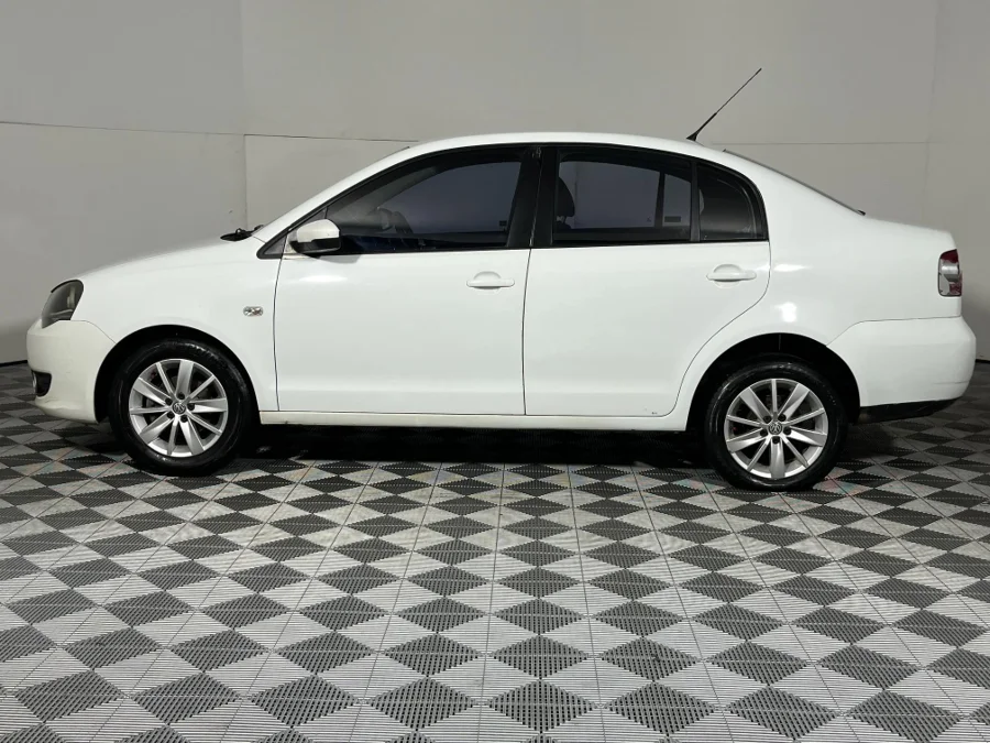 Used 2017 Volkswagen Polo Vivo sedan 1.6 Comfortline - WeBuyCars Germiston