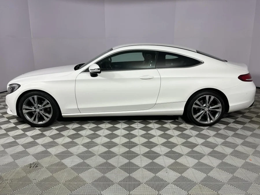 Used 2017 Mercedes-Benz C-Class C220d coupe auto - WeBuyCars Midstream