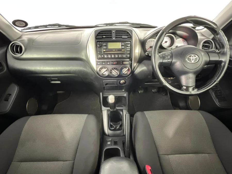 Used 2005 Toyota RAV4 180 5-door - WeBuyCars George Used 2005 Toyota RAV4 180 5-door - WeBuyCars George