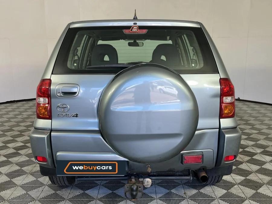 Used 2005 Toyota RAV4 180 5-door - WeBuyCars George Used 2005 Toyota RAV4 180 5-door - WeBuyCars George