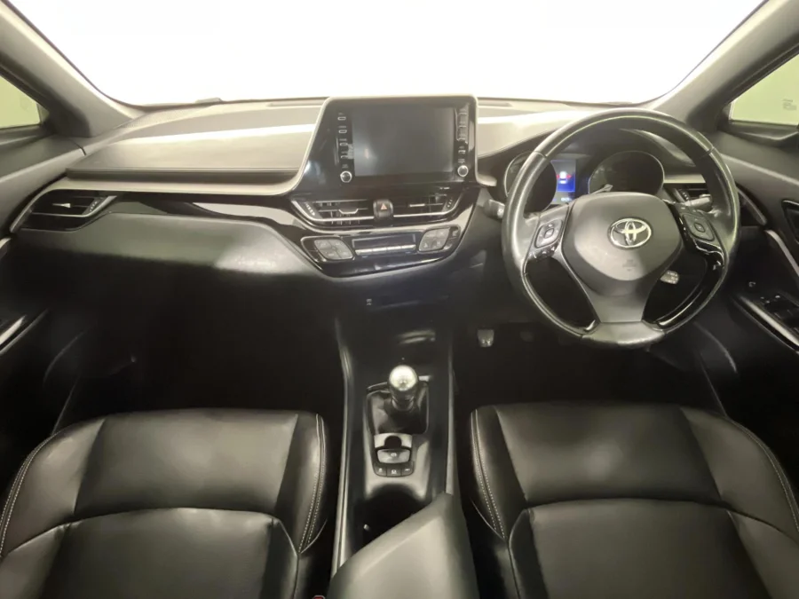 Used 2022 Toyota C-HR 1.2T Plus manual - WeBuyCars Mbombela