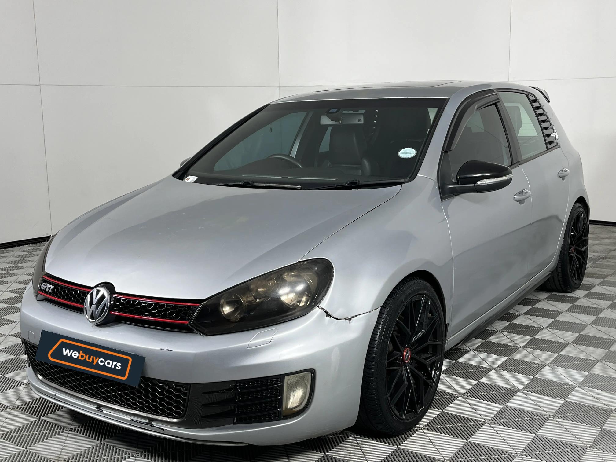 Used 2009 Volkswagen Golf GTI auto