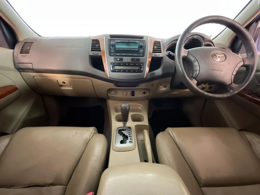 Used 2010 Toyota Fortuner V6 4.0 - WeBuyCars Lansdowne