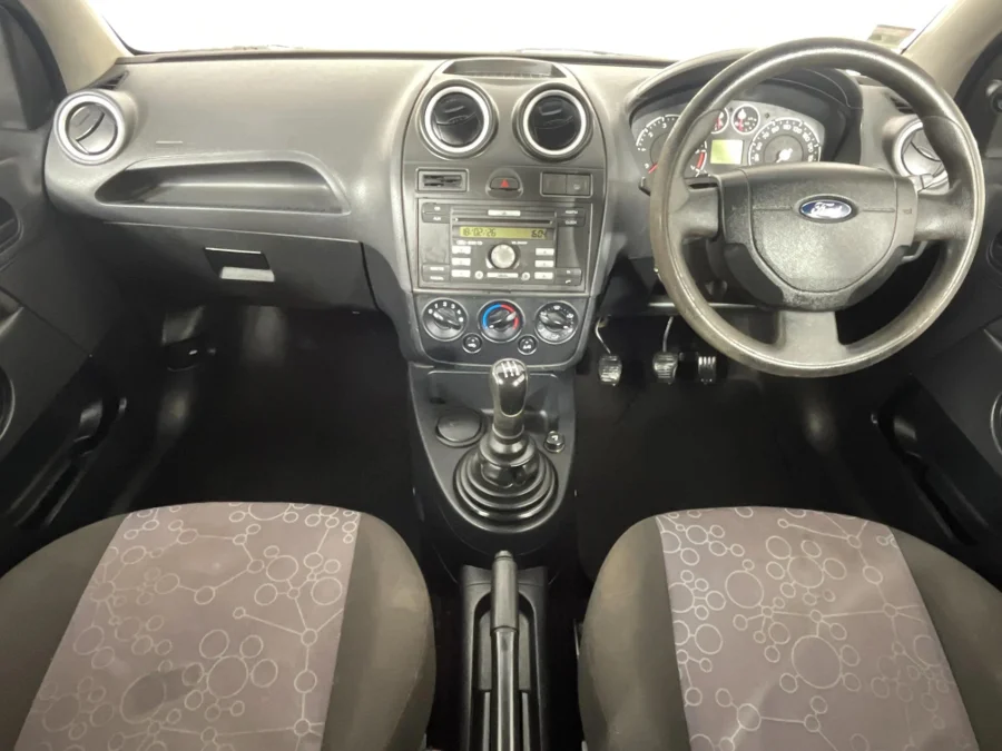 Used 2006 Ford Fiesta 1.6i 5-door Ambiente - WeBuyCars Polokwane Used 2006 Ford Fiesta 1.6i 5-door Ambiente - WeBuyCars Polokwane