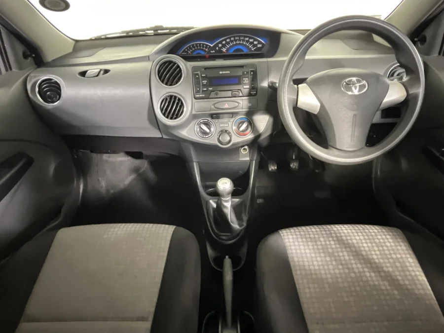 Used 2014 Toyota Etios hatch 1.5 Sprint - WeBuyCars Silverlakes