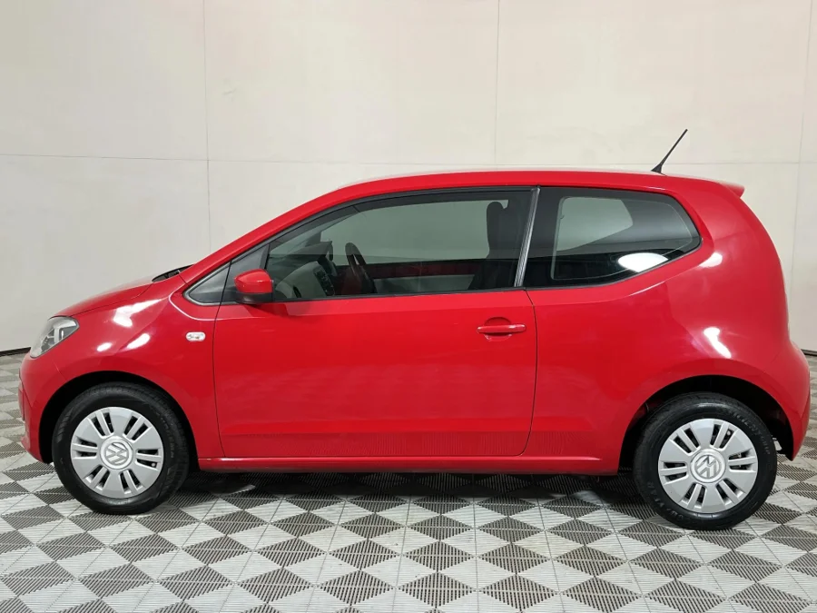 Used 2016 Volkswagen up! club up! 3-door 1.0 - WeBuyCars JHB South