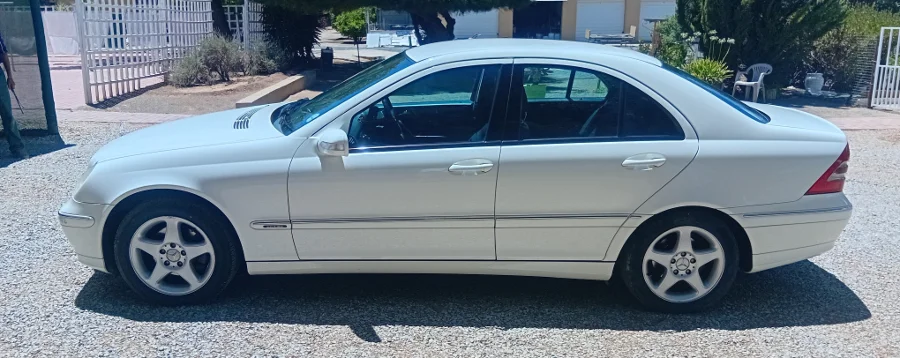 Used 2003 Mercedes-Benz C-Class C220CDI Avantgarde - Private Seller Used 2003 Mercedes-Benz C-Class C220CDI Avantgarde - Private Seller