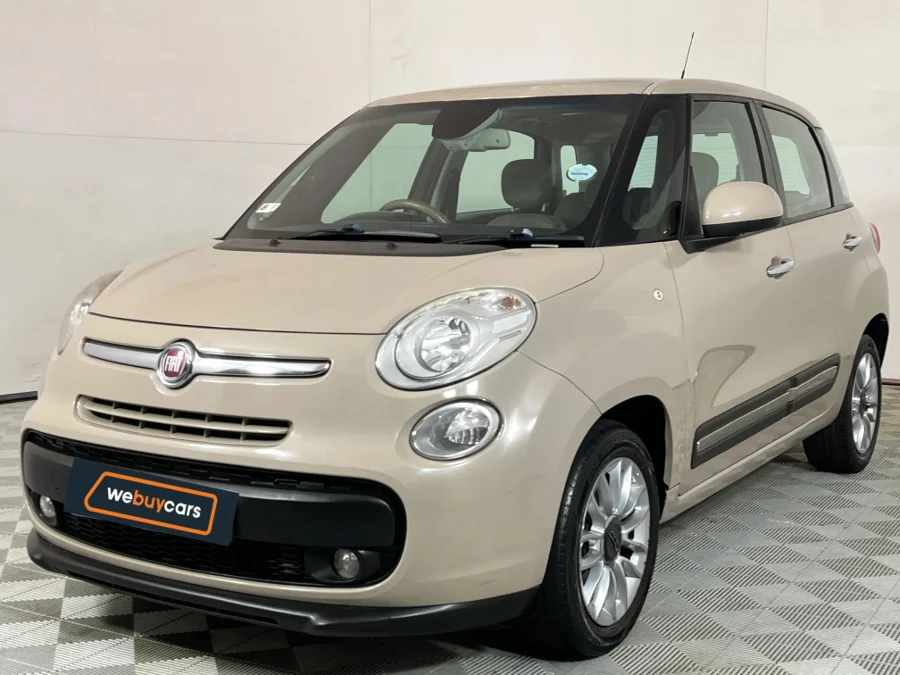 Used 2013 Fiat 500L 1.4 Lounge - WeBuyCars JHB South Used 2013 Fiat 500L 1.4 Lounge - WeBuyCars JHB South