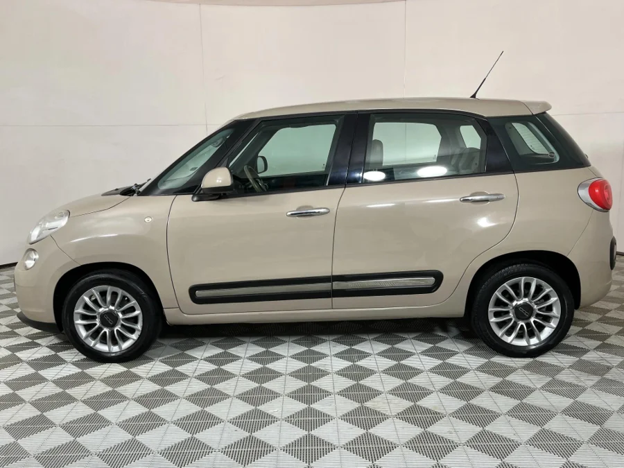 Used 2013 Fiat 500L 1.4 Lounge - WeBuyCars JHB South Used 2013 Fiat 500L 1.4 Lounge - WeBuyCars JHB South