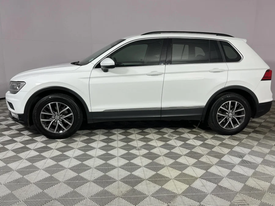 Used 2017 Volkswagen Tiguan 1.4TSI Comfortline R-Line - WeBuyCars Lansdowne Used 2017 Volkswagen Tiguan 1.4TSI Comfortline R-Line - WeBuyCars Lansdowne