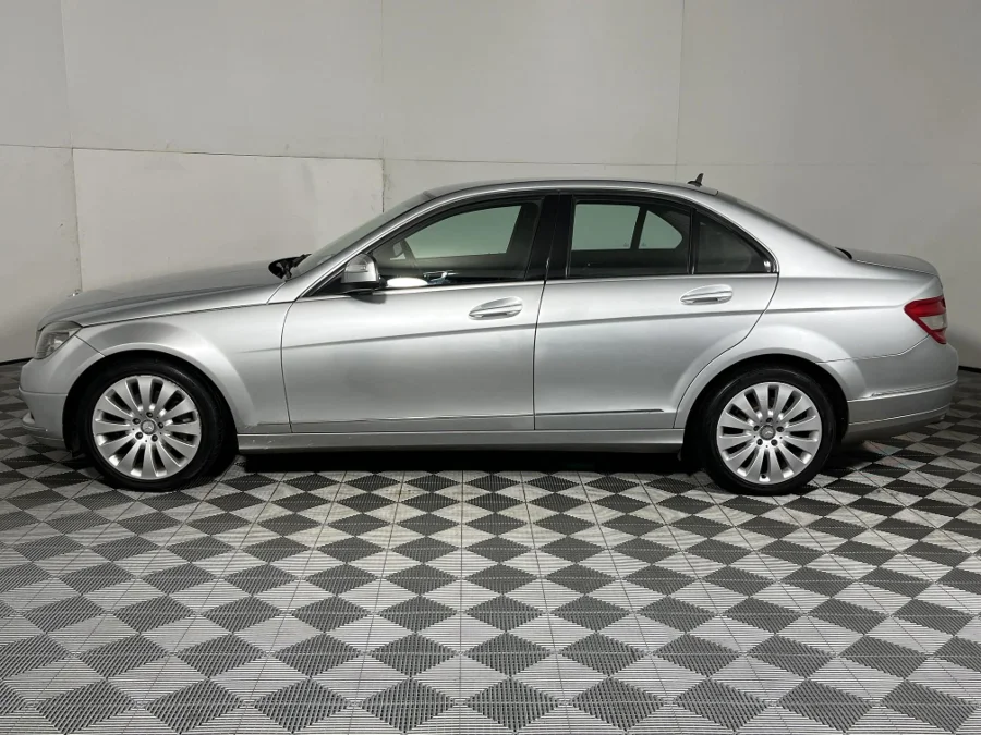 Used 2009 Mercedes-Benz C-Class C200 Kompressor Classic Touchshift - WeBuyCars Germiston