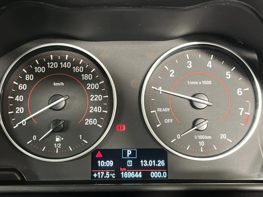 Used 2017 BMW 2 Series 220i coupe M Sport - WeBuyCars The Dome