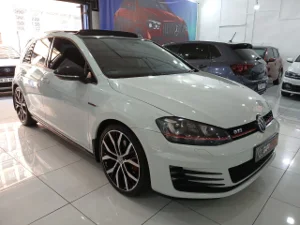 Used 2016 Volkswagen Golf GTI auto