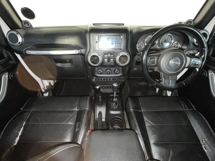 Used 2012 Jeep Wrangler Unlimited Sahara 3.6L 75th Anniversary Edition - WeBuyCars Lansdowne
