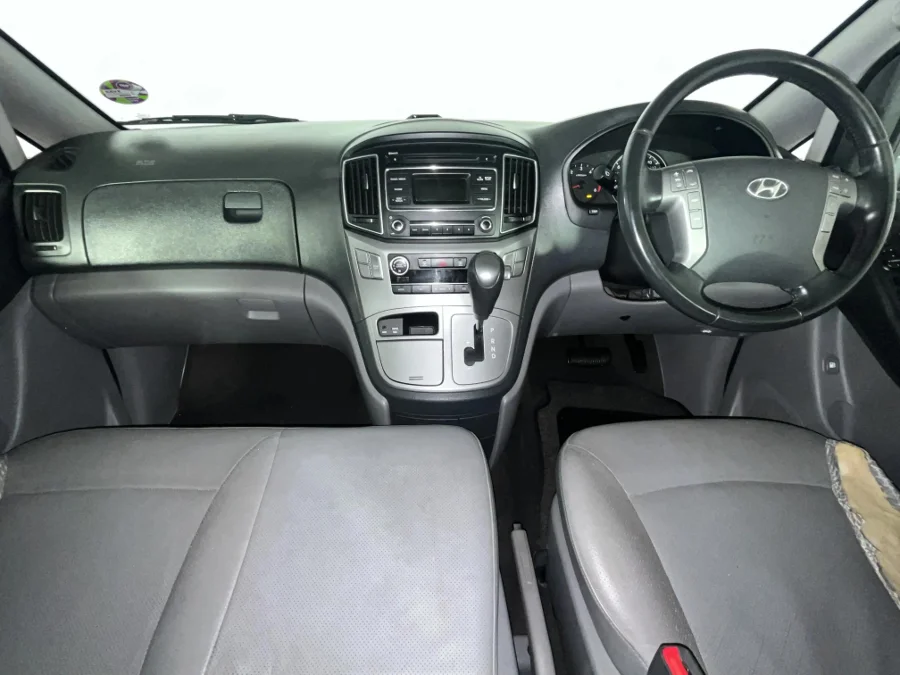 Used 2016 Hyundai H-1 2.5VGTi bus Elite 9-seater - WeBuyCars Durban