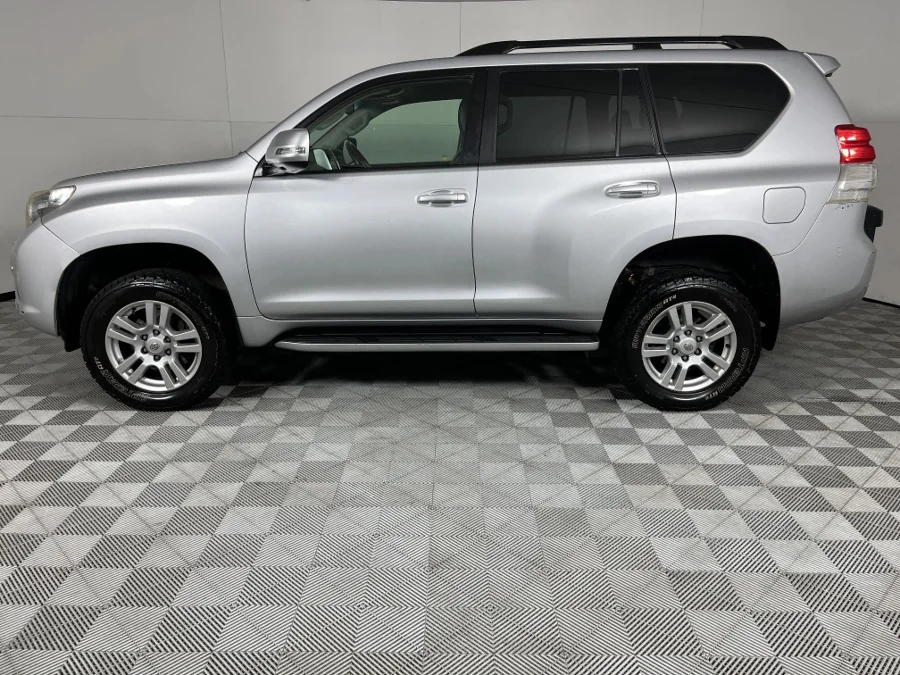 Used 2010 Toyota Land Cruiser Prado 4.0 VX - WeBuycars East London
