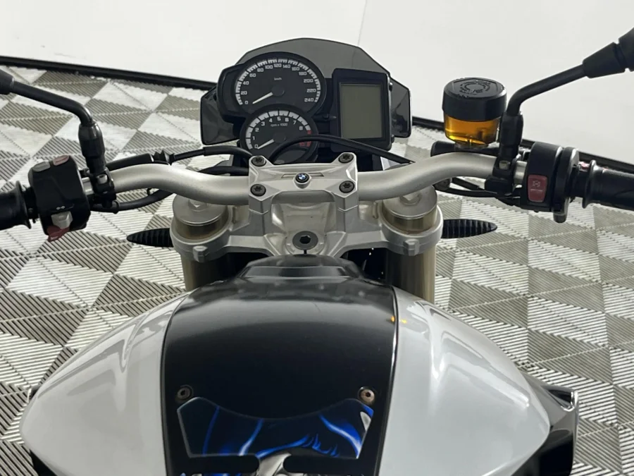 Used 2017 BMW F Series F 800 R - WeBuyCars The Dome