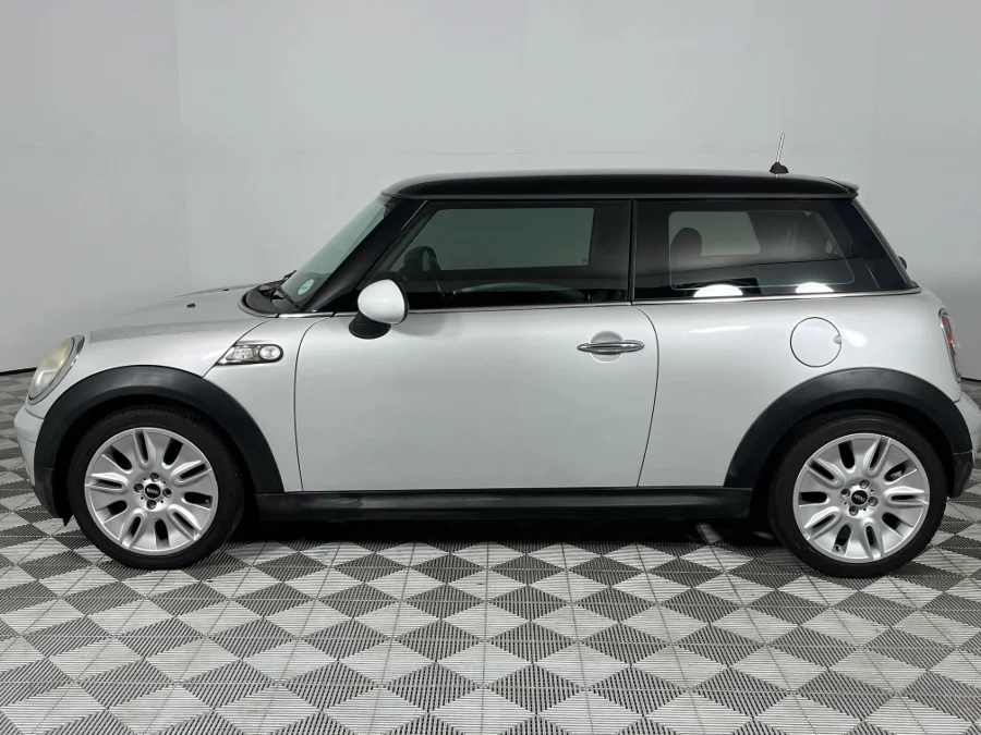 Used 2010 MINI Hatch Cooper - WeBuyCars Richmond