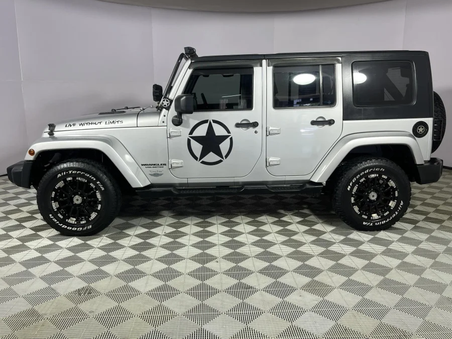 Used 2010 Jeep Wrangler Unlimited 3.8L Rubicon - WeBuyCars Durban Used 2010 Jeep Wrangler Unlimited 3.8L Rubicon - WeBuyCars Durban