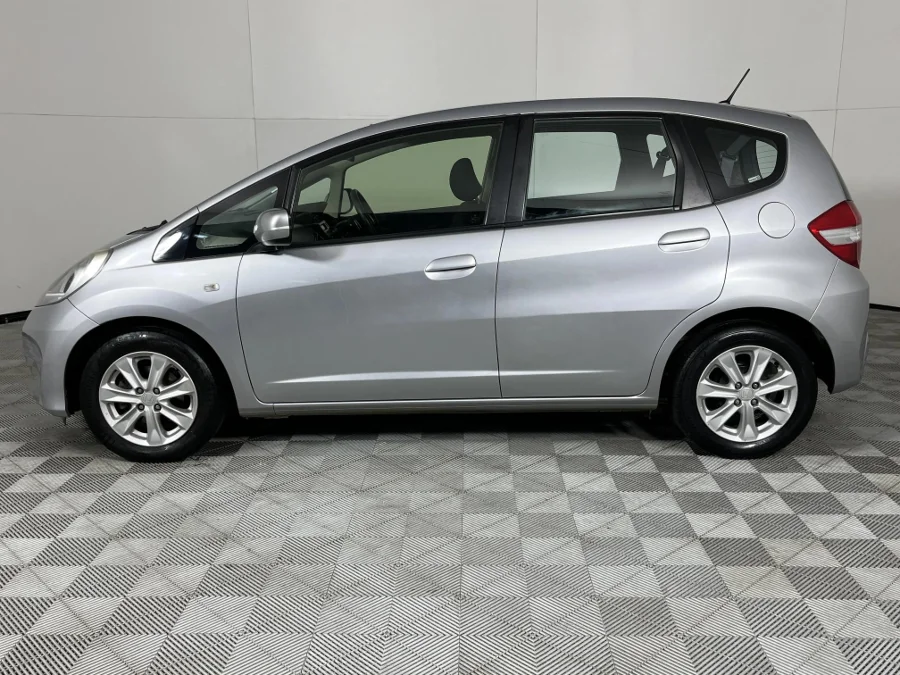 Used 2013 Honda Jazz 1.3 Comfort auto - WeBuycars East London