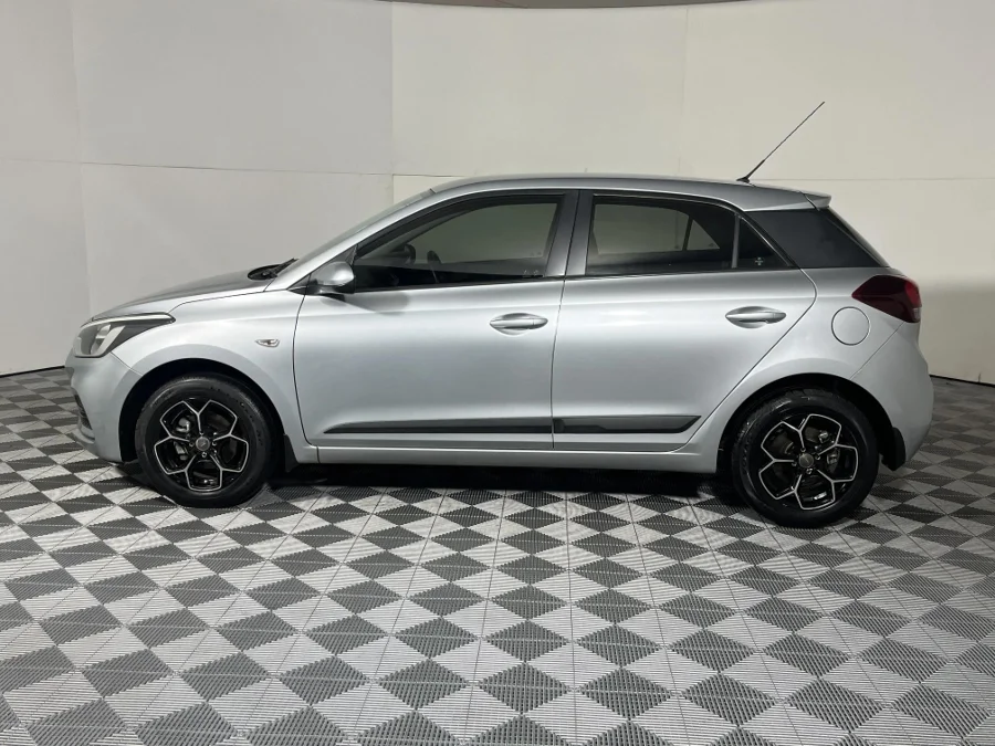 Used 2020 Hyundai i20 1.2 Motion - WeBuyCars JHB South