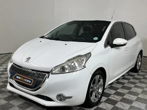 Used 2013 Peugeot 208 5-door 1.6HDi Allure Used 2013 Peugeot 208 5-door 1.6HDi Allure