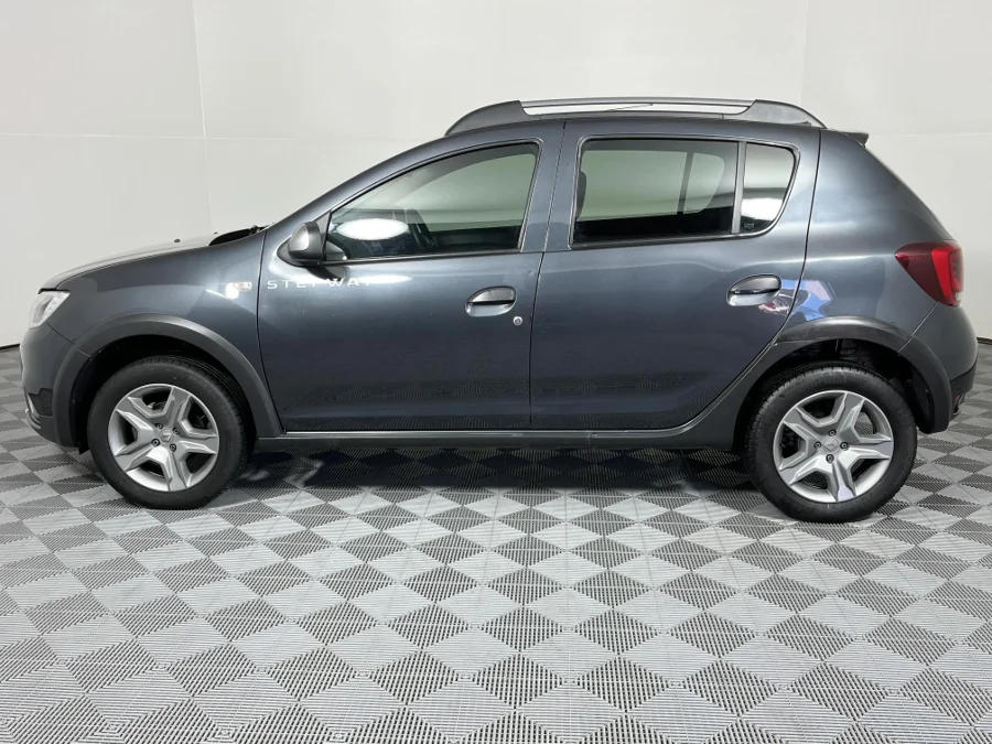 Used 2021 Renault Sandero 66kW turbo Stepway TechRoad - WeBuyCars Montana