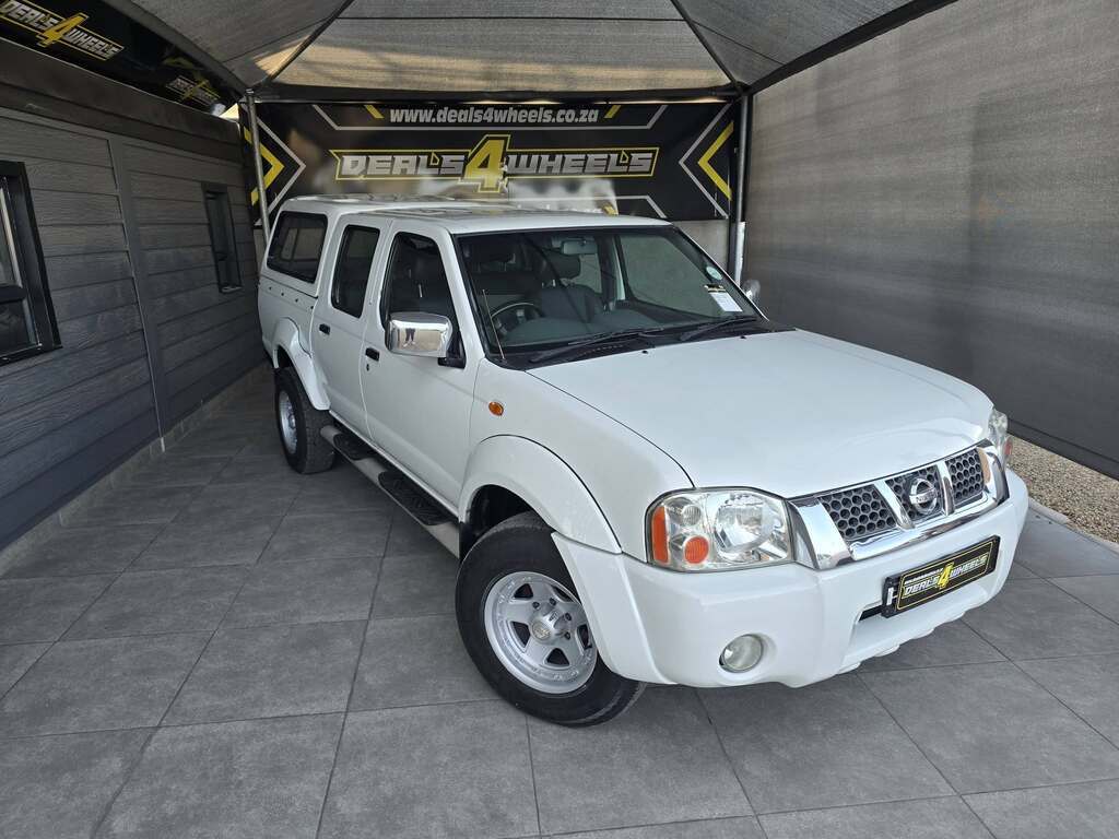 Used 2010 Nissan NP300 Hardbody 2.4 double cab 4x4
