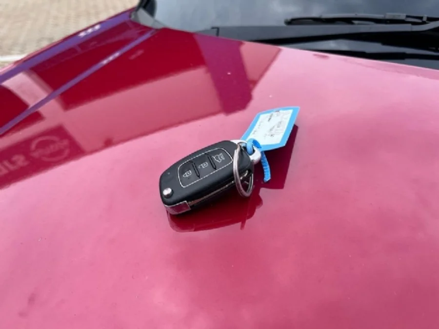 Used 2020 Hyundai Venue 1.0T Fluid Limited Edition auto - Auto 24