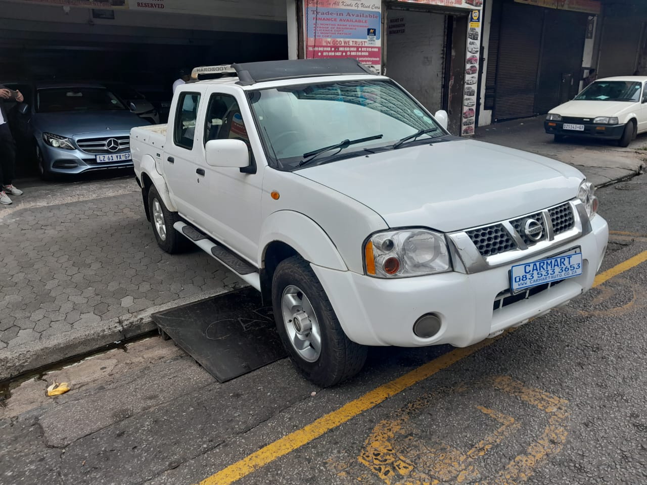Used 2010 Nissan NP300 Hardbody 2.4 double cab 4x4