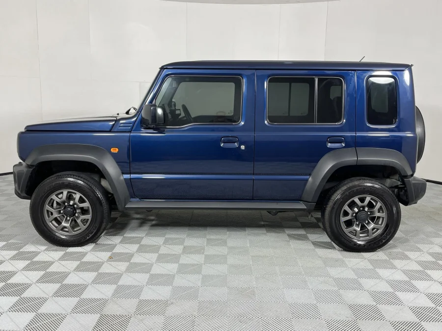 Used 2025 Suzuki Jimny 1.5 GLX AllGrip 5-door manual - WeBuyCars Gqeberha